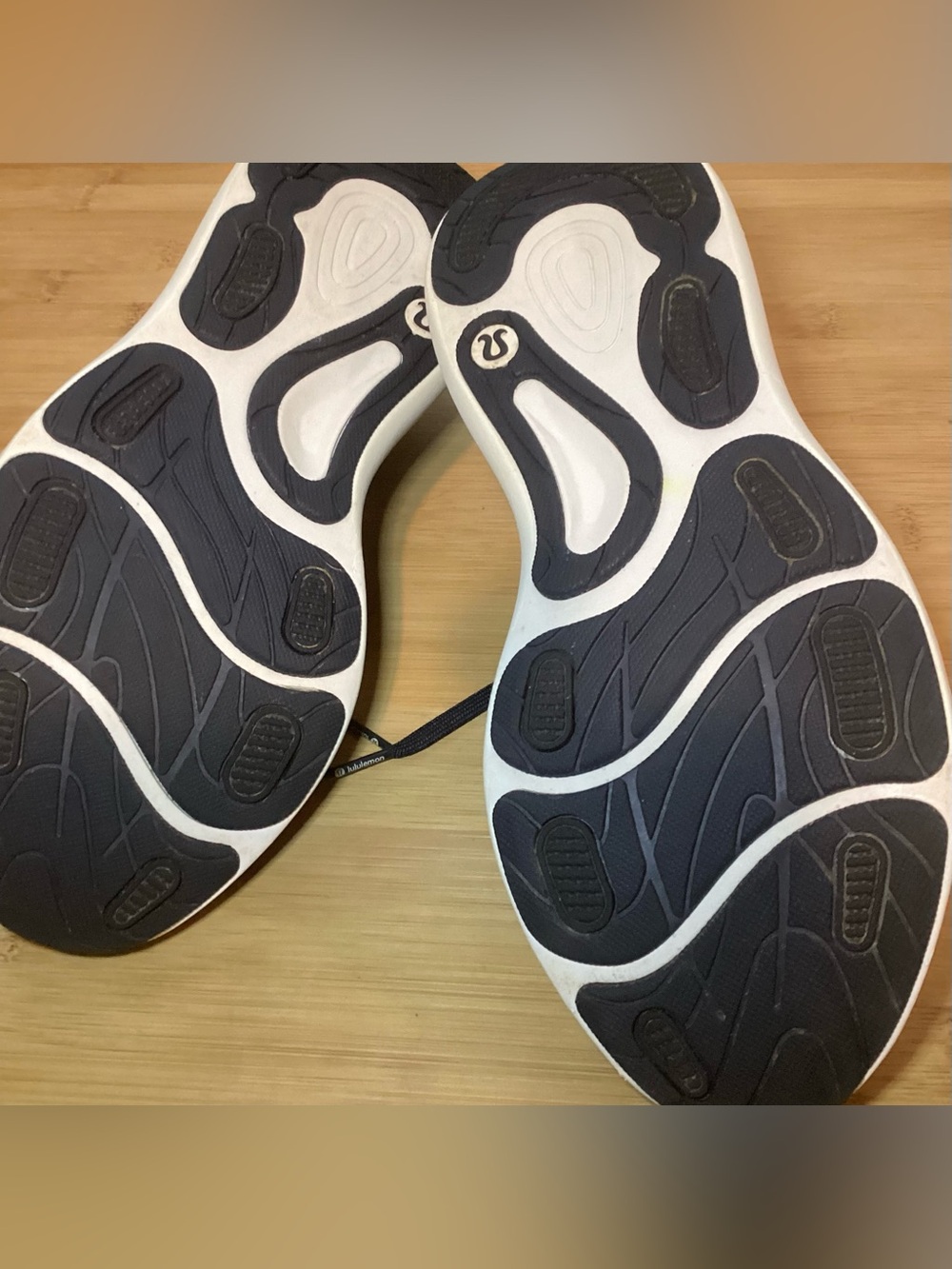 Lululemon Chargefeel Low Workout Shoe - Picture 5 of 7